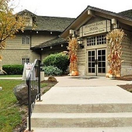 Starved Rock Lodge & Conference Center Utica Buitenkant foto