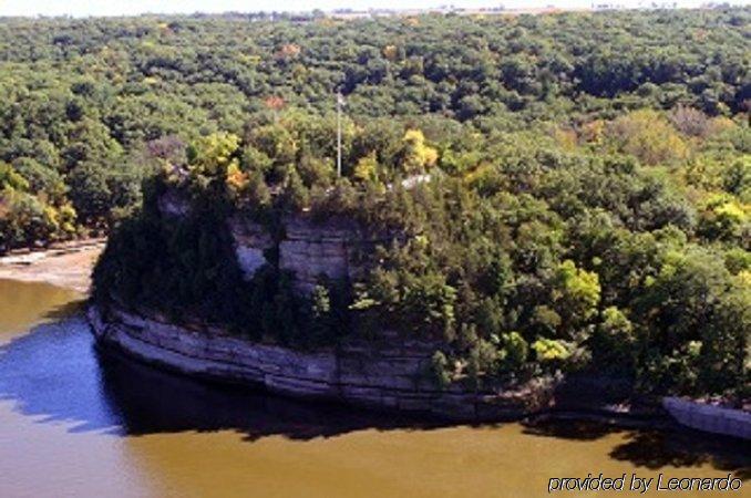 Starved Rock Lodge & Conference Center Utica Buitenkant foto