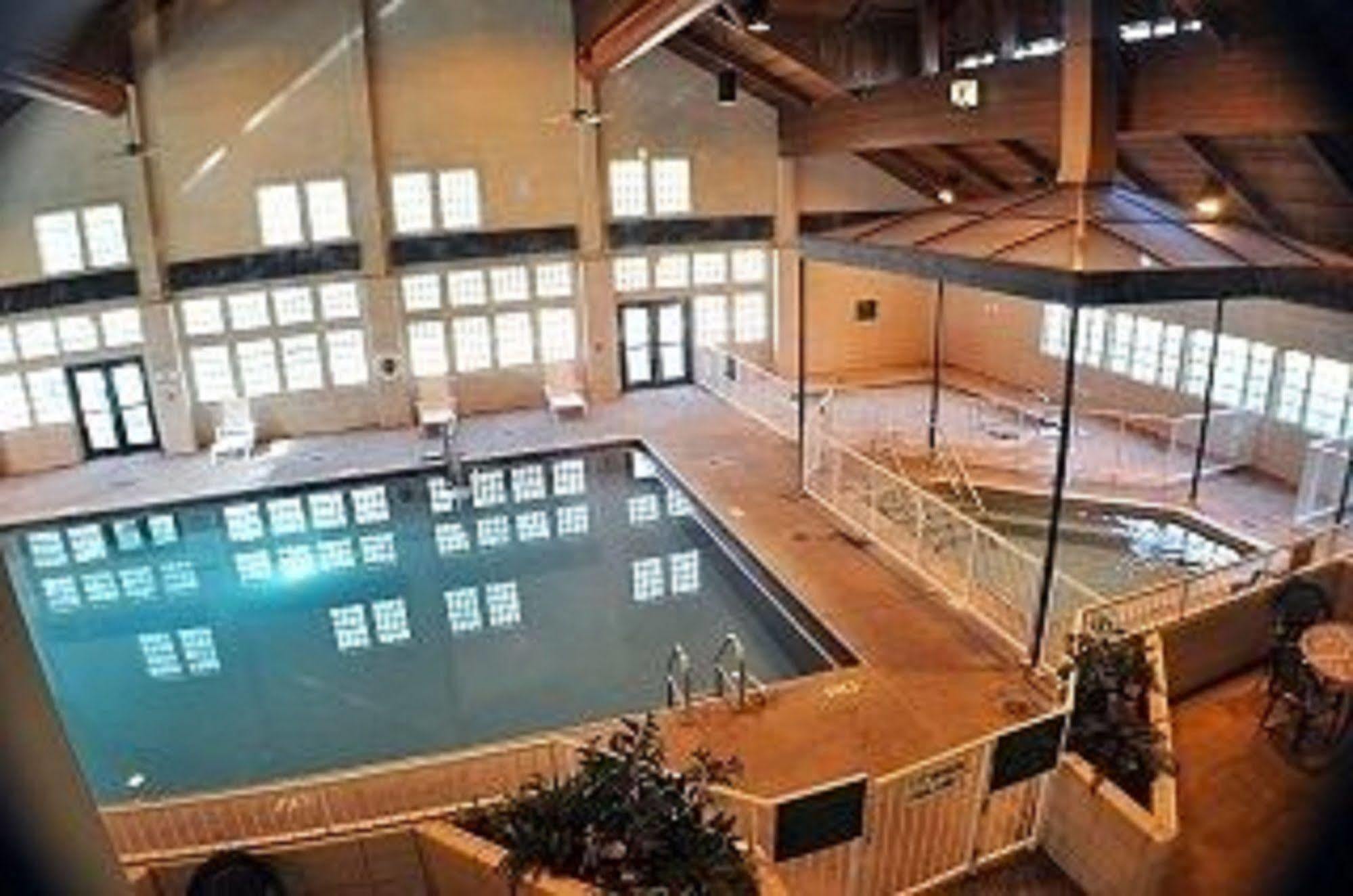 Starved Rock Lodge & Conference Center Utica Buitenkant foto